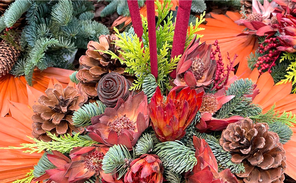 GRABSCHMUCK - GRABGESTECKE UND BEPFLANZTE SCHALEN